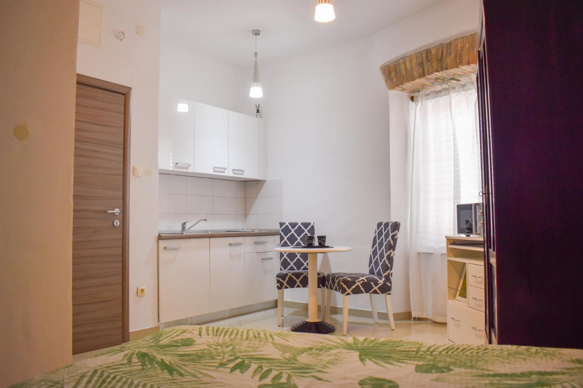 Apartmani Amra ノヴィ・ヴィノドロスキー エクステリア 写真